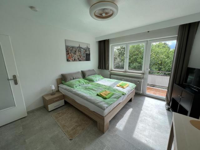 Ruhiges Und Klimatisiertes Apartment Stuttgart Kültér fotó